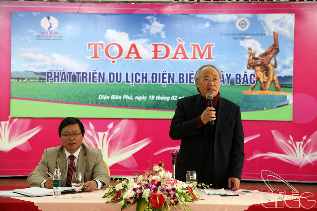 Chủ tịch Hiệp hội Lữ Hành Việt Nam Vũ Thế Bình phát biểu tại Điện Biên