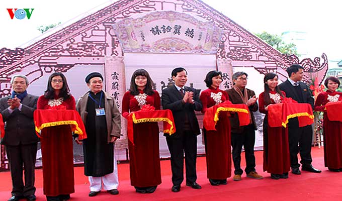 Calligraphy Festival opens at Temple of Literature