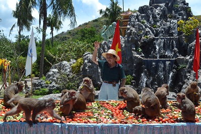 Lễ hội Hoa quả sơn tại Đảo Khỉ (Nha Trang)