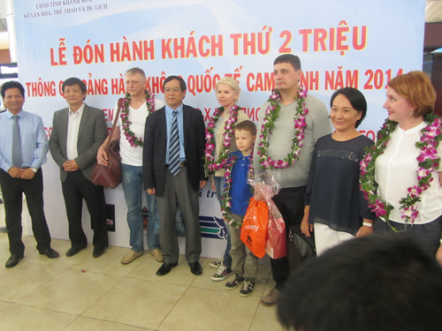 Cam Ranh Airport welcomes 2 millionth visitor