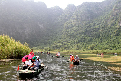 Ninh Binh seeks ways to promote tourism