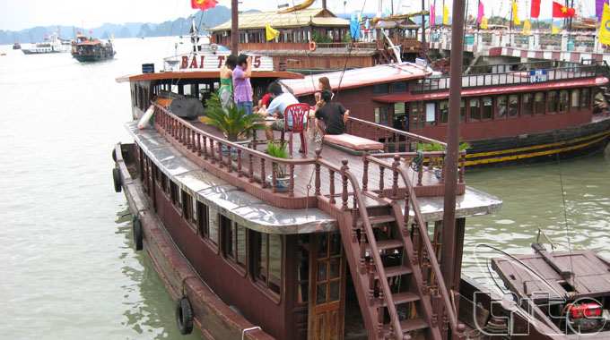 Du lịch Quảng Ninh nhộn nhịp đón khách quốc tế