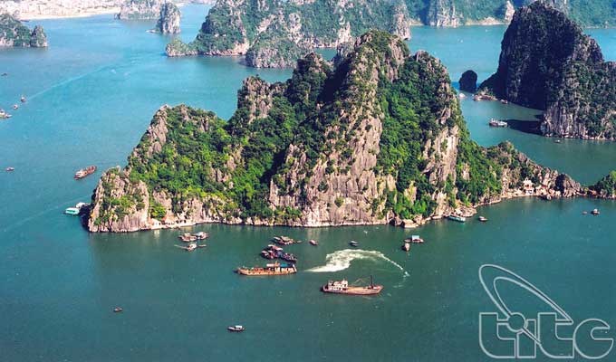 Ha Long Bay 3e du top 10 des destinations les plus idéales d'Asie du Sud-Est