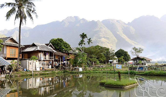 Festival of northwest tourism villages to run in Hoa Binh