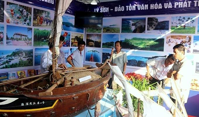 Exhibition spotlights Viet Nam’s sea, island culture heritages