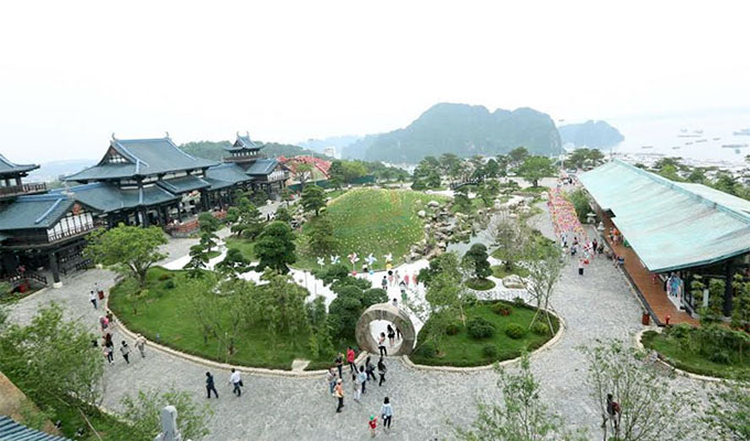 Check in siêu lãng mạn với ngọn đồi chong chóng tại Sun World Halong Complex
