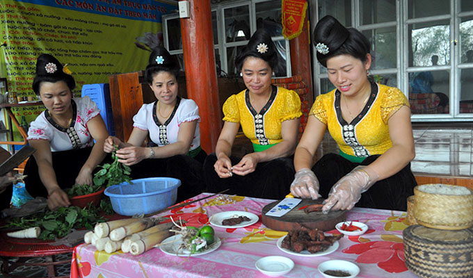Đặc sắc hương vị ẩm thực Thái Điện Biên