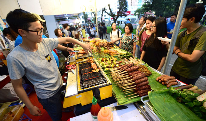 HCM City goes vibrant with 12th Taste of the World festival