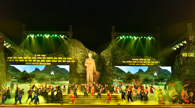 “Qua những miền di sản Việt Bắc” hút 40.000 khách đến Cao Bằng
