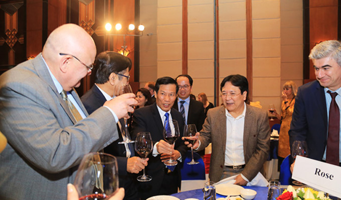 Bộ trưởng Nguyễn Ngọc Thiện gặp mặt các Đại sứ, Trưởng Đại diện tổ chức quốc tế tại Việt Nam