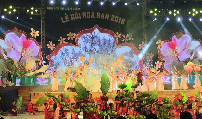 Lễ hội hoa ban Điện Biên năm 2018 chính thức khai hội