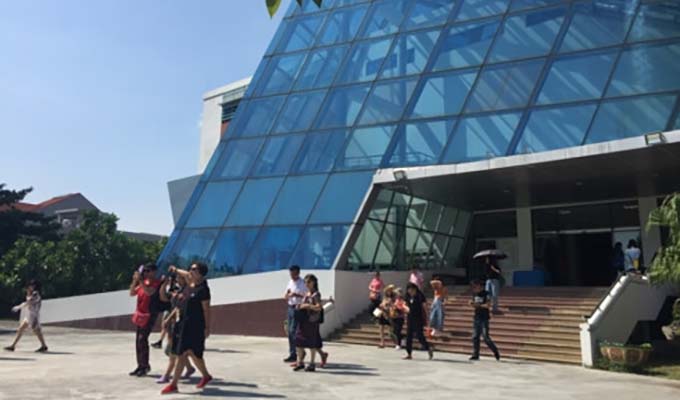 Da Nang museum launches multilingual voice-over system