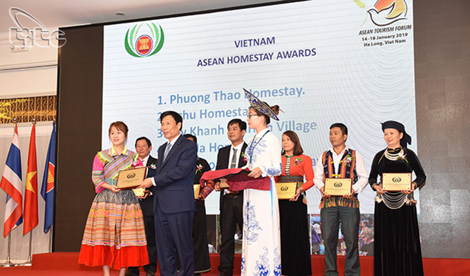 Viet Nam wins 15 ASEAN tourism awards