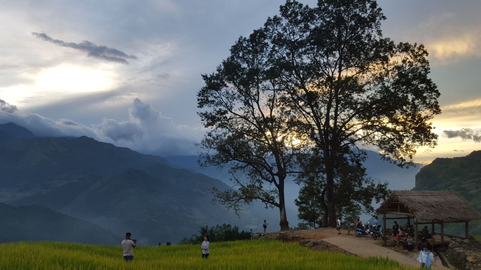 Lào Cai: Cho phép hoạt động trở lại các khu, điểm du lịch, danh thắng