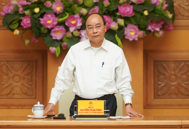 Thủ tướng Nguyễn Xuân Phúc: Cuộc chiến chống COVID-19 chuyển sang giai đoạn mới