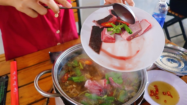 Stingray hotpot – Vung Tau’s popular specialty