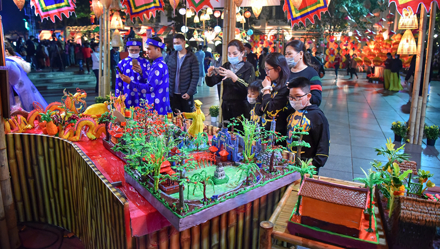 Hanoi to organize Tourism Gift Festival on occasion of 30 April