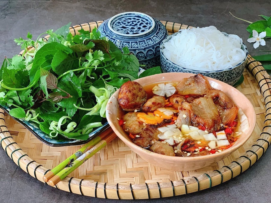 Bun cha listed in the British Queen's Platinum Jubilee Cookbook