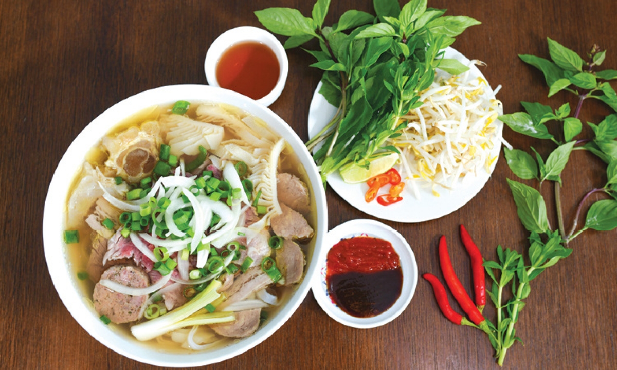 Vietnamese food named among world’s top 10 best cuisine