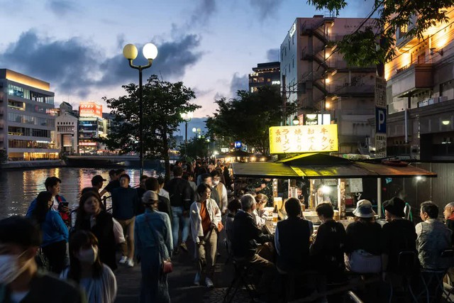Thành phố Nhật Bản nổi tiếng với ẩm thực đường phố