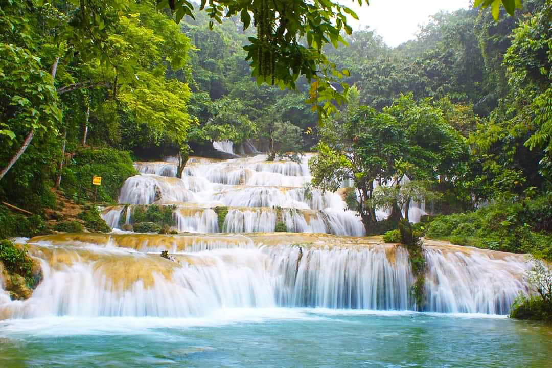 May Waterfall in Thanh Hoa - The cascade of legends