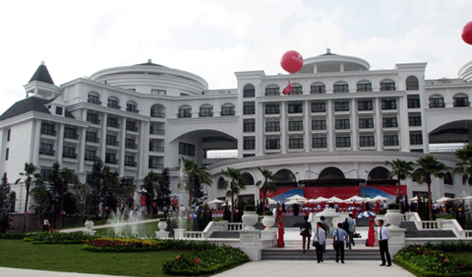 Inauguration du complexe touristique de luxe Vinpearl Ha Long