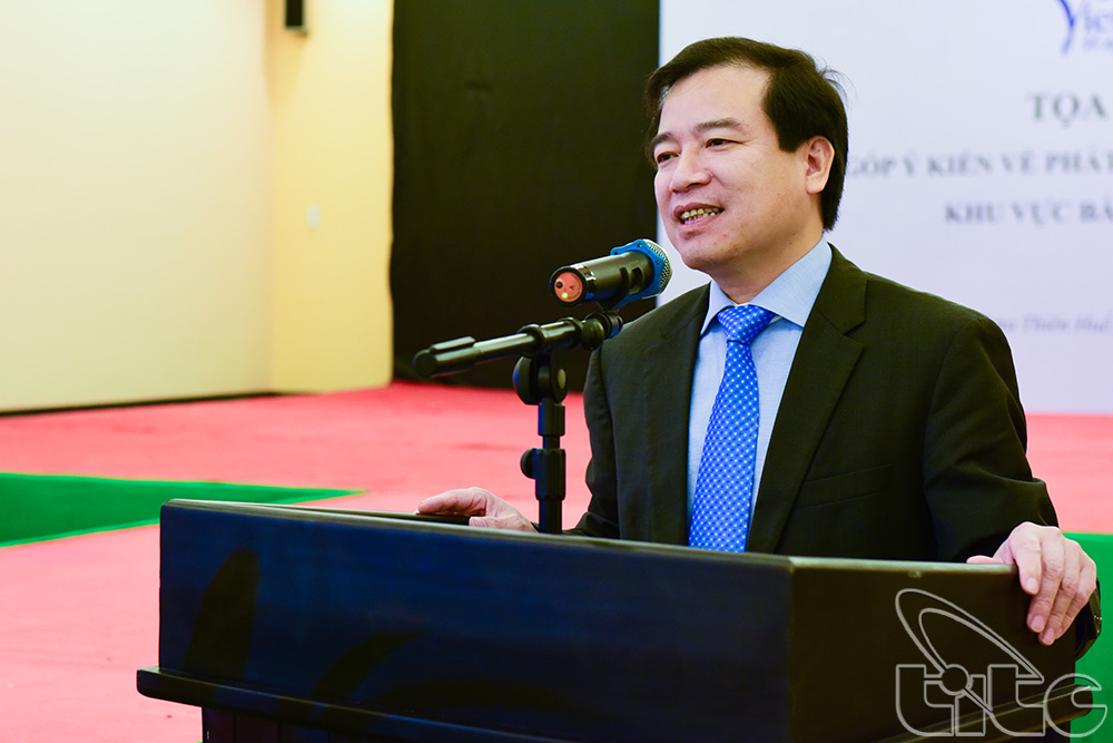 Phó Tổng cục trưởng TCDL Hà Văn Siêu phát biểu tại Tọa đàm đóng góp ý kiến phát triển sản phẩm Du lịch khu vực Bắc Trung Bộ