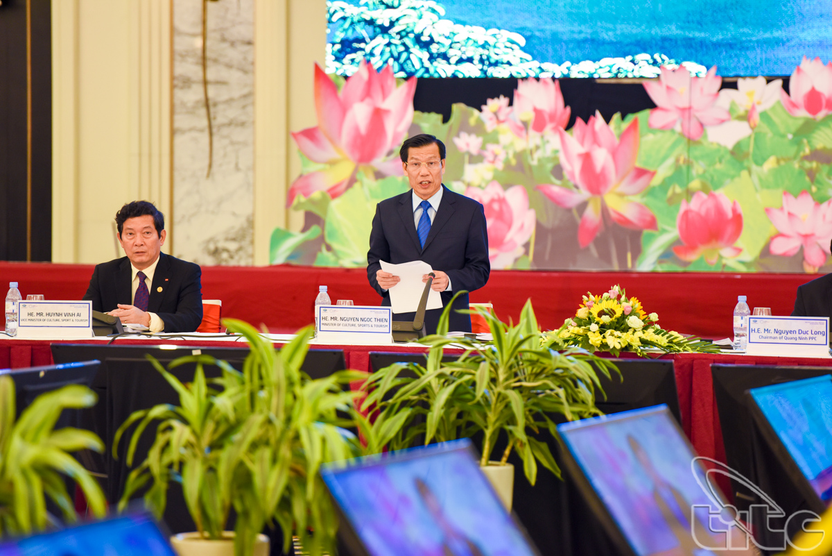 Bộ trưởng Bộ VHTTDL Nguyễn Ngọc Thiện phát biểu khai mạc Đối thoại chính sách cao cấp APEC về Du lịch bền vững 2017