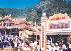 Ba Den Mountain: famous attraction of Tay Ninh