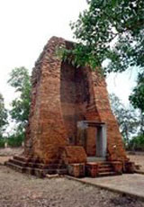 Discovering ancient Vinh Hung Tower in Bac Lieu