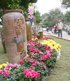 Flower festival marks 1,000 years of Thang Long-Hanoi