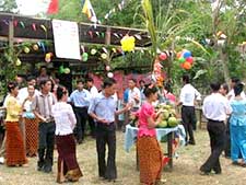 Khmers welcome Sene Dolta with authoritiesâ€™ care