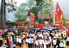 Monastery hosts festival 