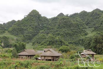 Ang Village - specific beauty feature of Northwestern mountains 