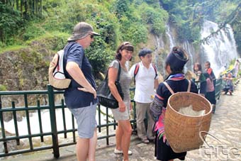 Lao Cai Province's tourism development programme period 2011-2015