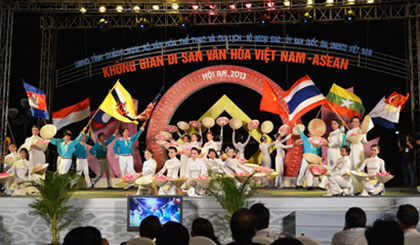 Vietnam-ASEAN cultural heritage space opens
