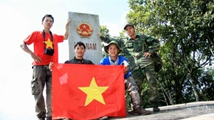 À la borne zéro, aux frontières Vietnam-Chine-Laos