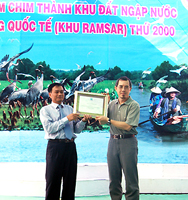 Vườn Quốc gia Tràm Chim đón bằng chứng nhận khu Ramsar của thế giới 