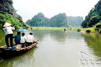 Lượng khách nội địa đến Ninh Bình tăng cao