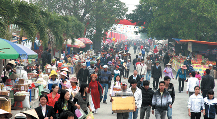Lễ hội đền Trạng Trình thiết thực hưởng ứng Năm Du lịch quốc gia Đồng bằng sông Hồng - Hải Phòng 2013