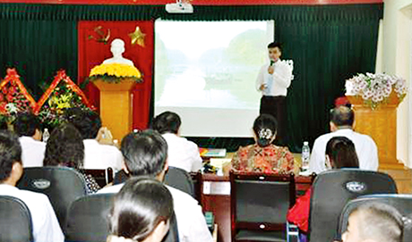 Hội thi Hướng dẫn viên du lịch giỏi Quảng Ninh 2013