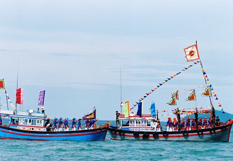 Khai hội cầu ngư truyền thống ở tỉnh Thừa Thiên-Huế