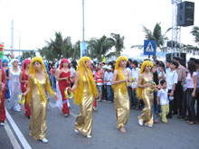 Tham dự Lễ hội Carnival Hạ Long 2008