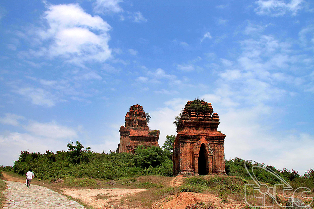 Banh It Tower - Binh Dinh Province (Photo: Huy Hoang)