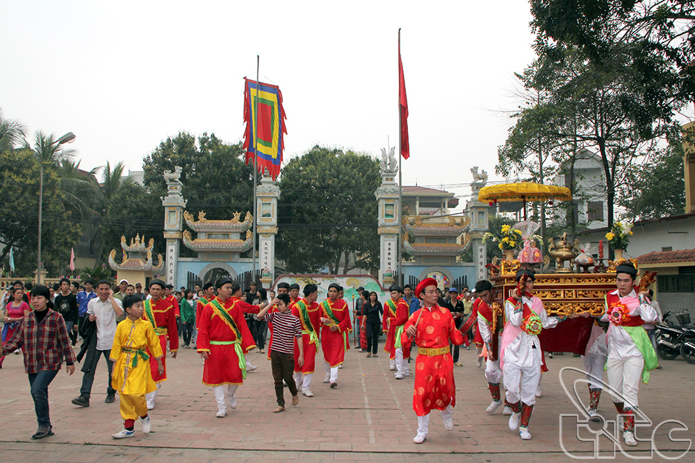 Hội miếu Vũ, Xuân Đỉnh