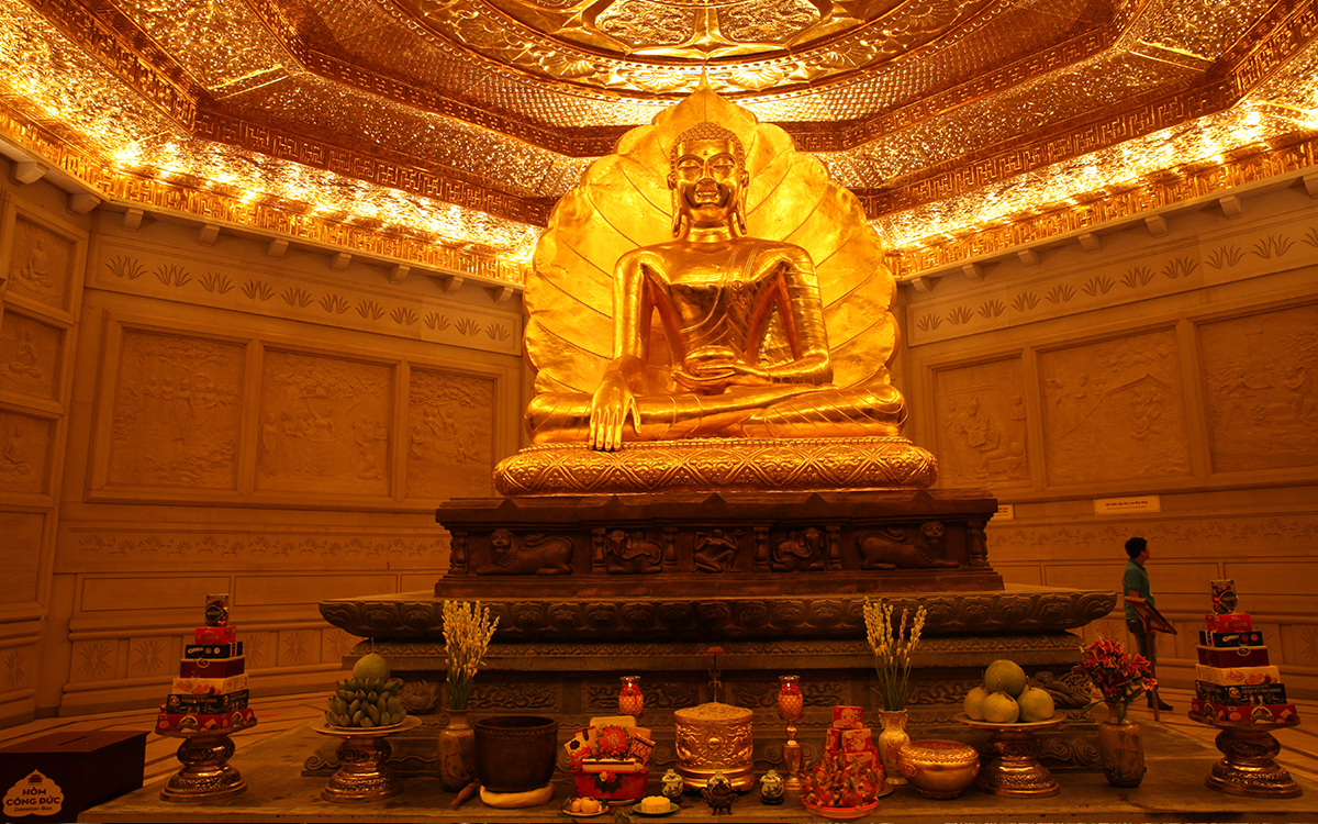 The stupa in Bai Dinh Pagoda