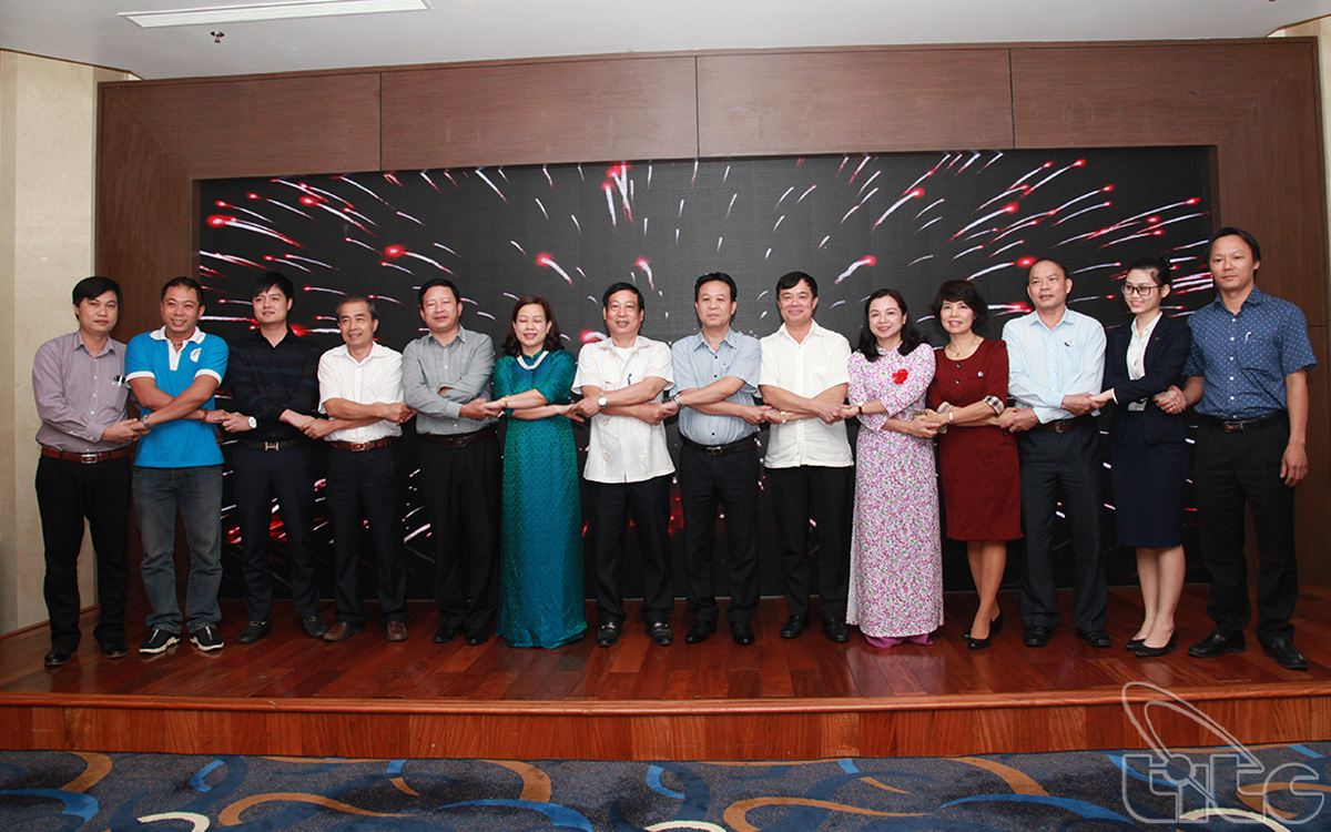 The signing ceremony of cooperation between Community Tourism Club (CTC) and tourism enterprises of Thanh Hoa Province