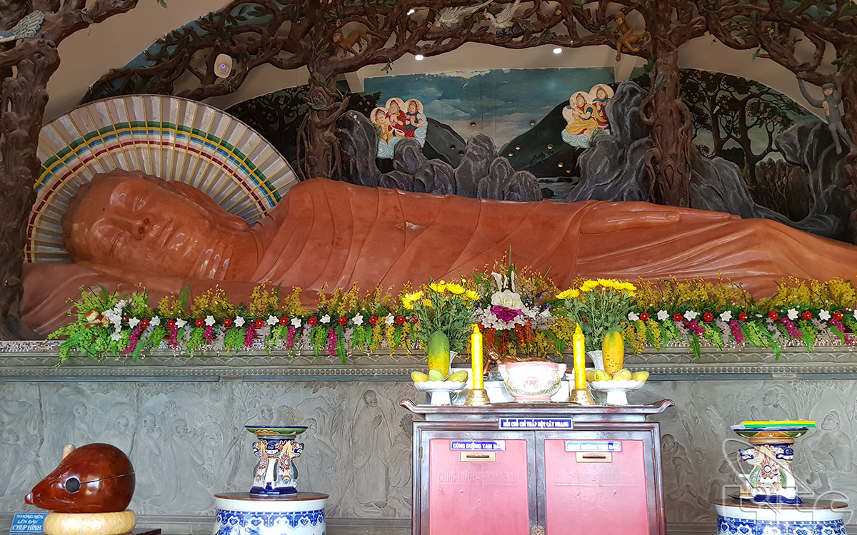 Niet Ban Tinh Xa Pagoda