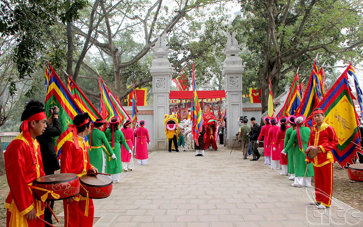 Voi Phuc Temple Festival in Ha Noi (Photo: Huy Hoang)